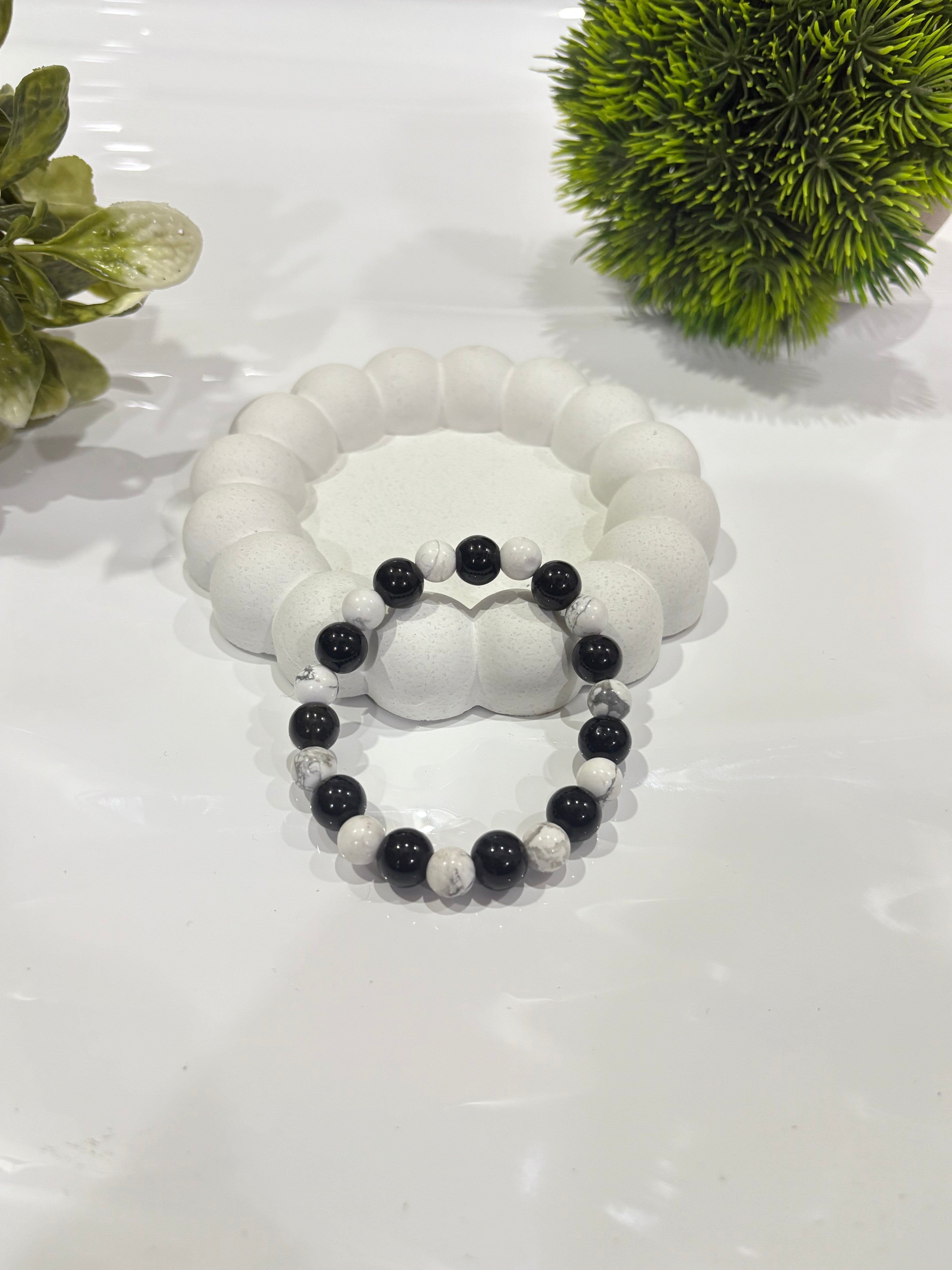 Black Agate & Howlite Bracelet